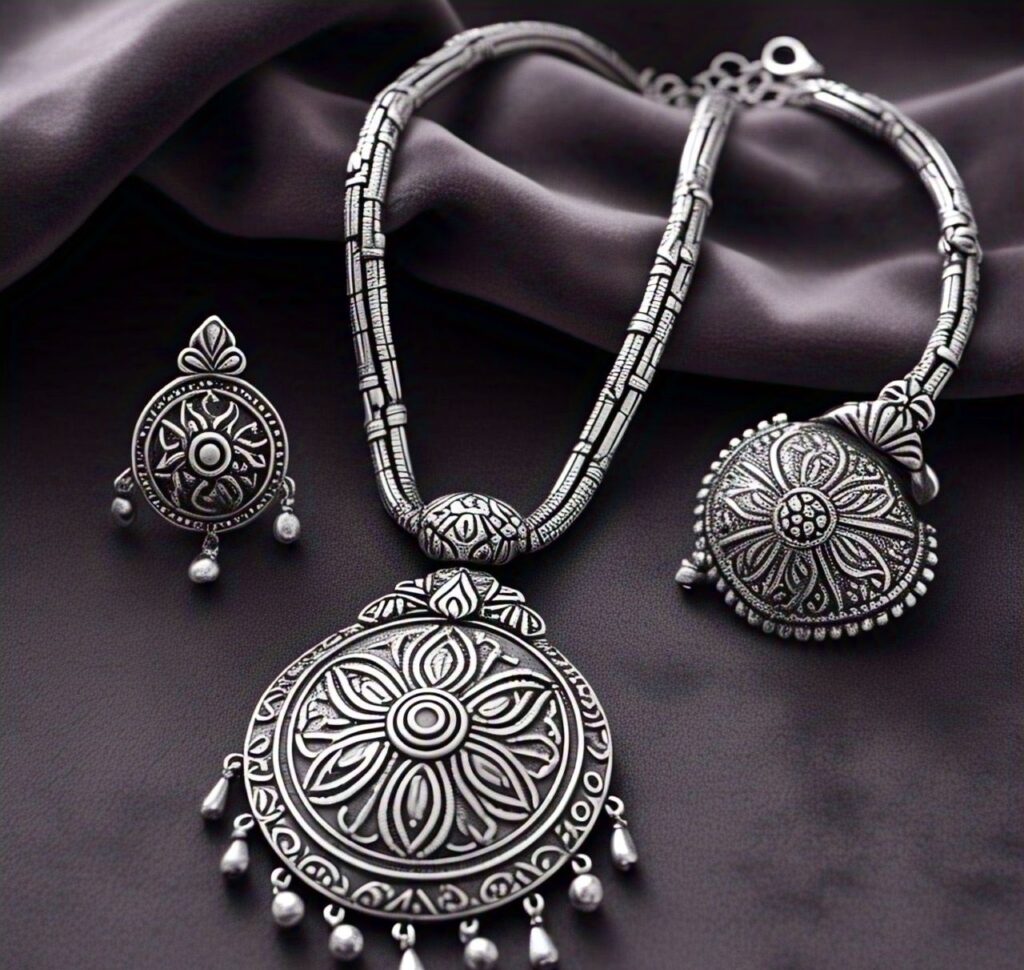 Silver jewelery 